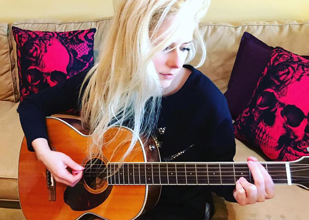 Avril Lavigne