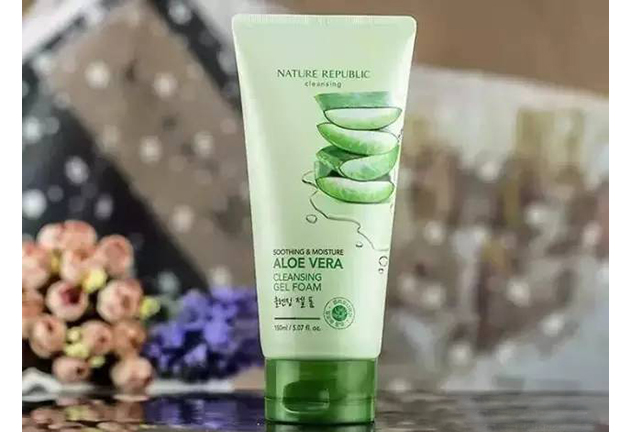 Nature Republic 蘆薈保濕洗面膠