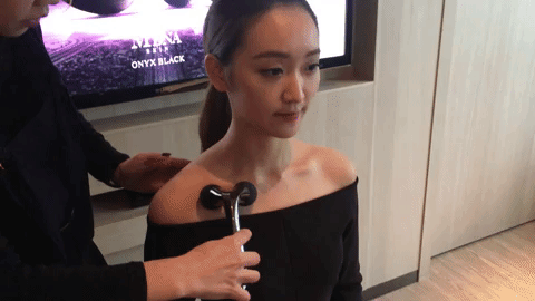 ONYX BLACK碳素滾輪美容儀