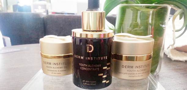 青春煉金素根本希臘女神對肌膚的愛！小小一瓶急救超有感｜小編記者會直擊