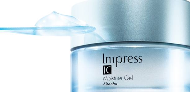 肌膚也吃冰淇淋，臉蛋兒瞬間降溫好「喜翻」