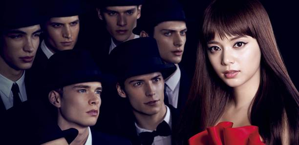 秋冬眼線要「好畫」「抗暈染」才算無敵！