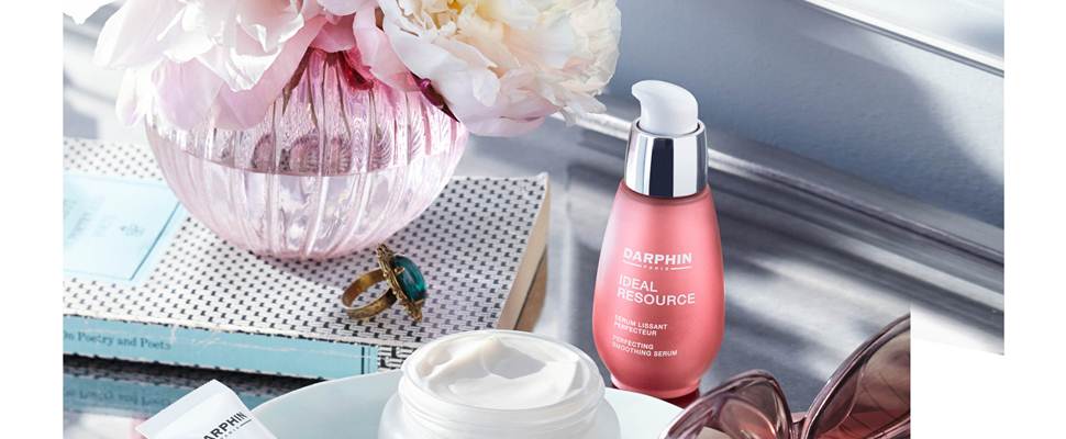 結合醫學美容科技&天然芳香植萃成分的抗老產品