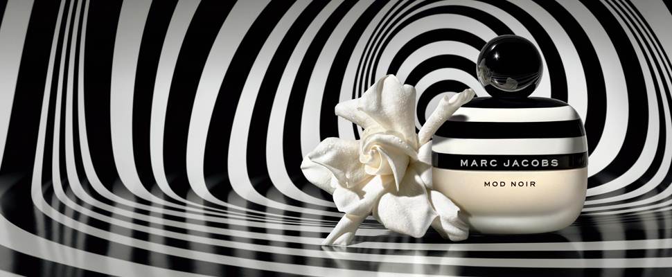 簡約經典與俏皮玩味的總和=「黑白摩登女性淡香精」