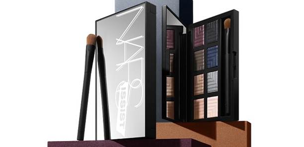 讓女孩最愛的彩妝也能變成一種時尚生活態度！！