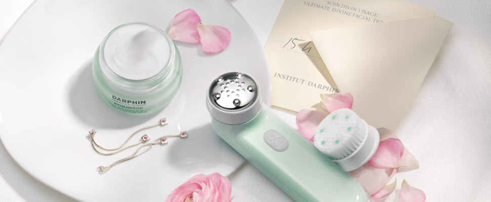 頂級奢華面膜，輕輕一抹讓你立即感受緊實！