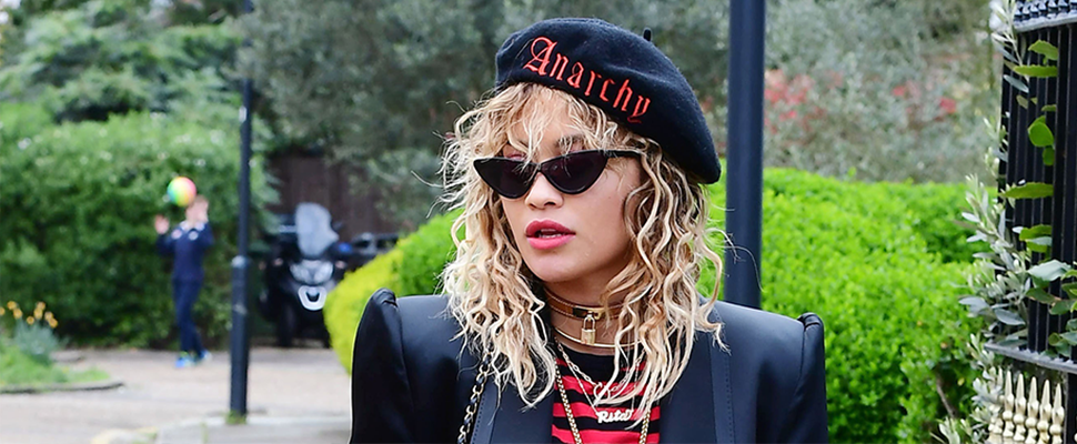 蕾哈娜、貝拉哈蒂德到芮塔歐拉，時尚名人都在瘋的單品就是「它」