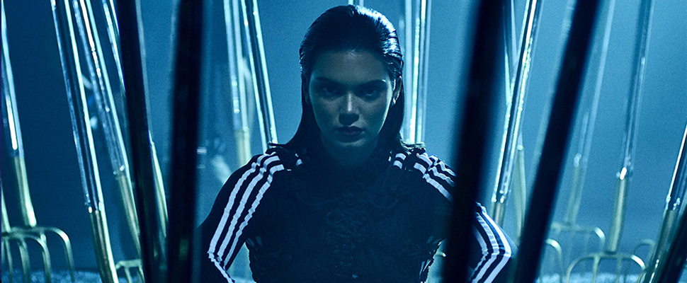 比照好萊塢科幻大片拍攝規格，金小妹主演Adidas形象影片