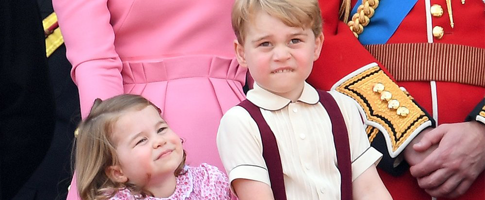 粉絲搶當聖誕老人，小王子&小公舉禮物收到手軟（好羨慕）～