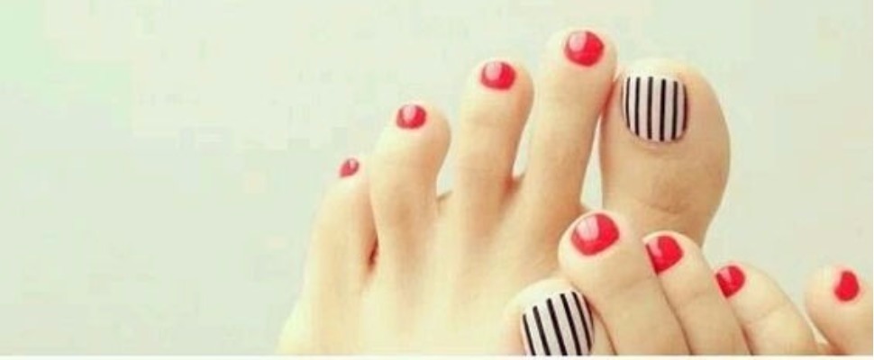 天氣爆熱只想穿涼鞋～最襯美腳的指甲彩繪拿走不謝！