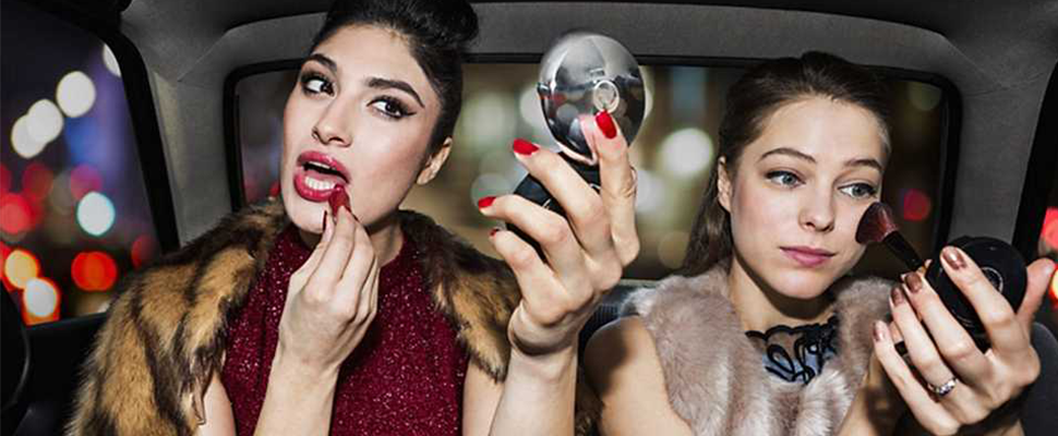 下車瞬間完妝好棒棒！趕上班或跑趴，搭車化妝必備這幾支～